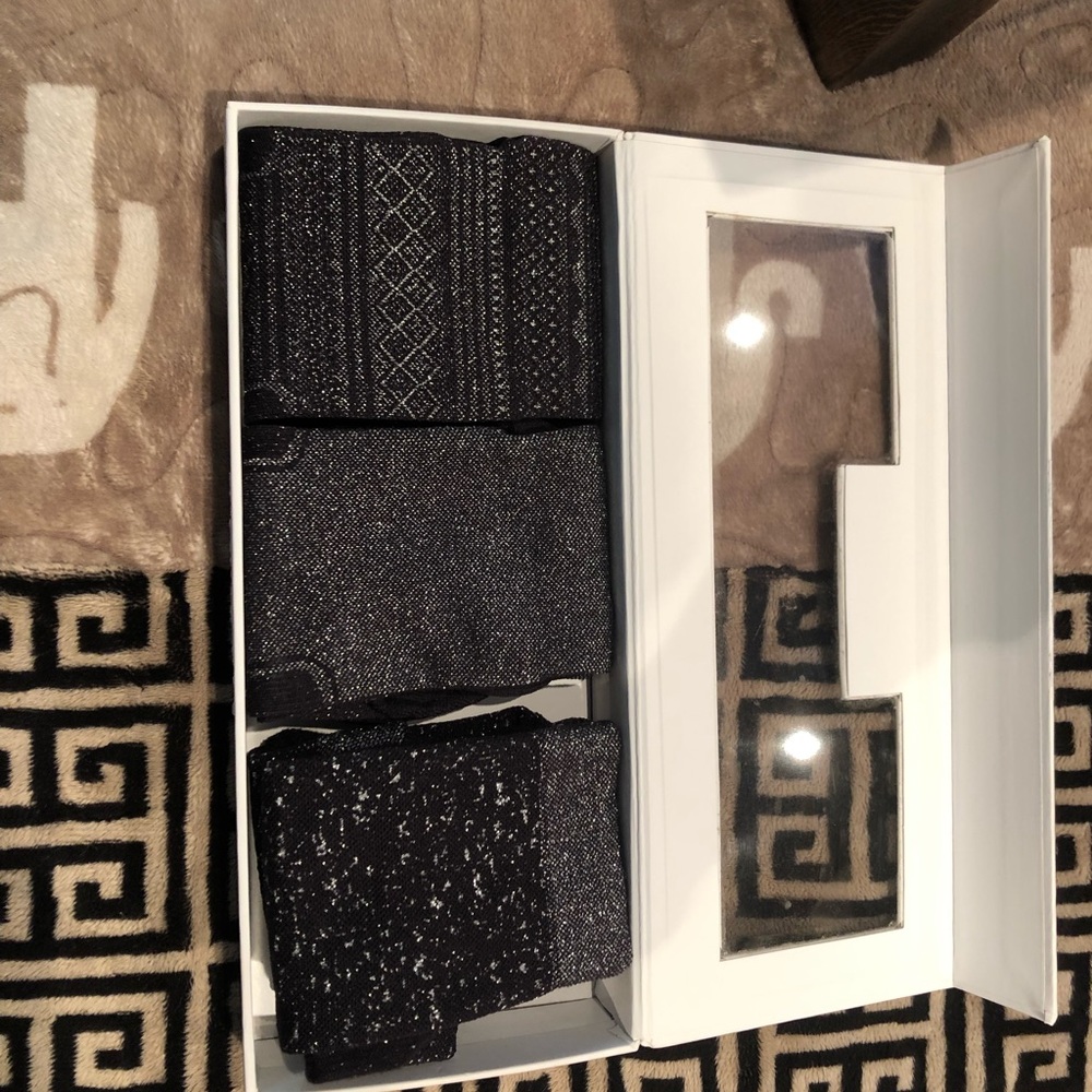 Lululemon socks ( 3 pack)